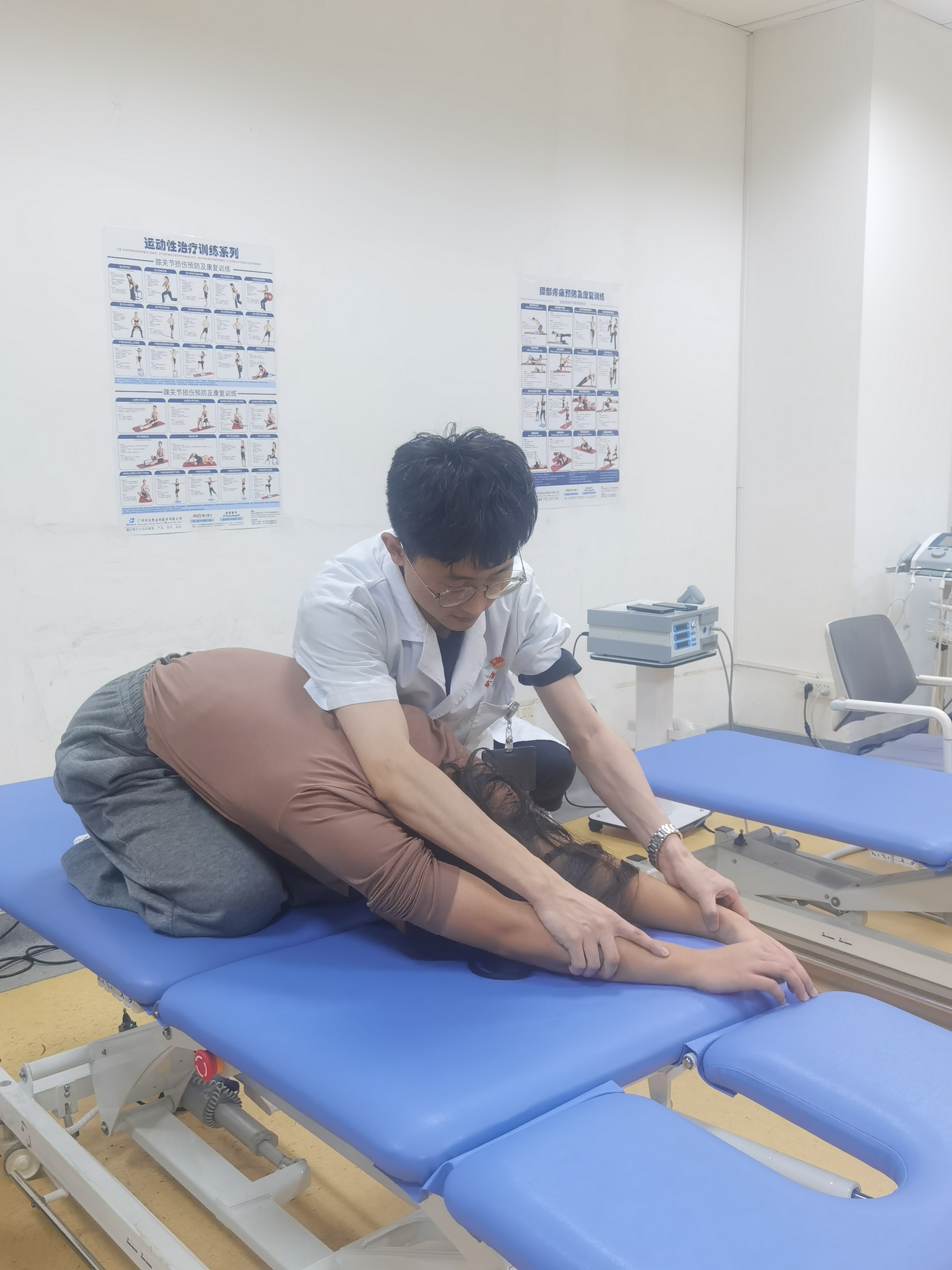关爱自“脊” 守护健康——我院寒假脊柱侧弯义诊活动圆满结束！