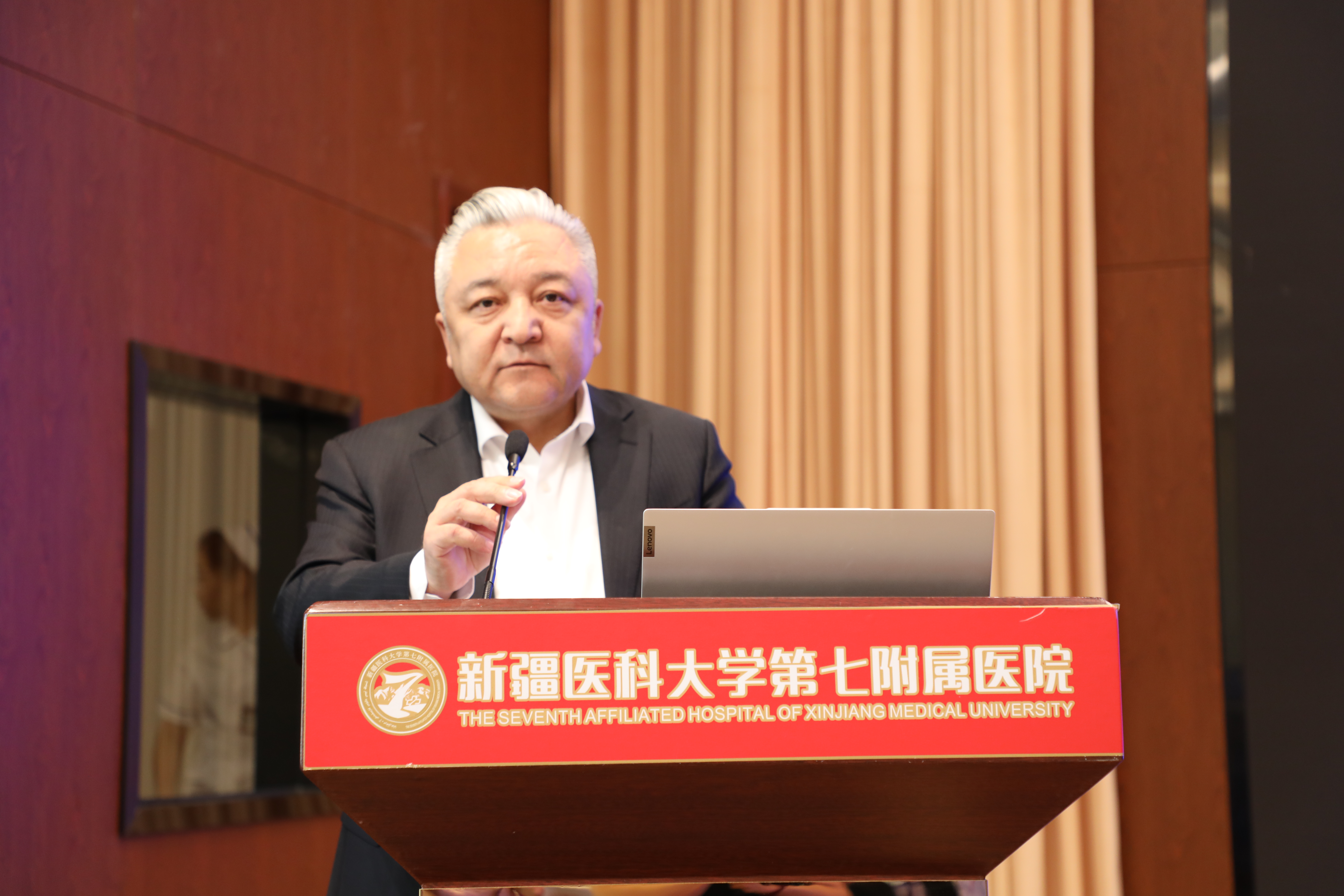 中山大学附属第六医院智力援疆“小组团”项目在我院顺利启动