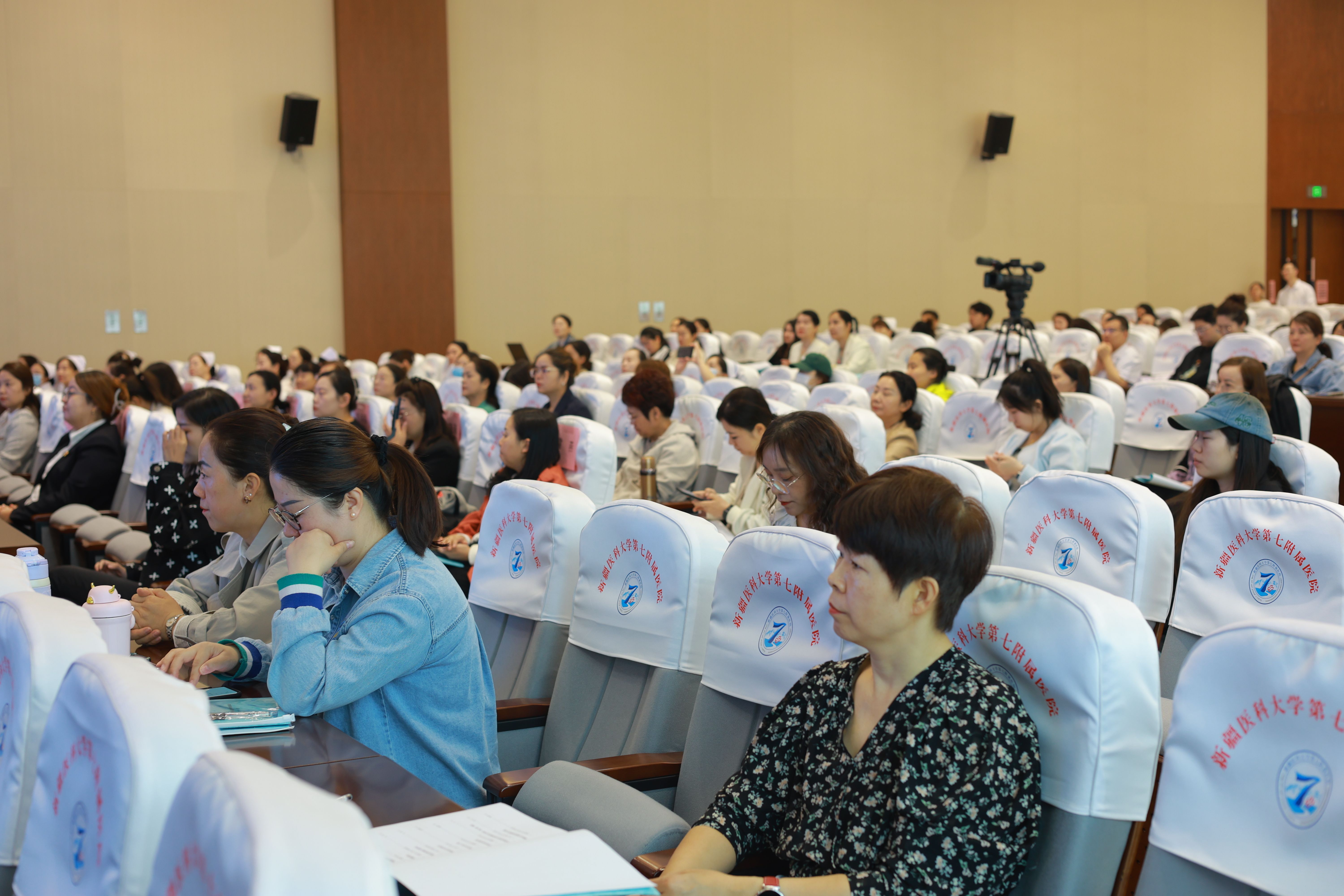 全疆“循证护理理论与实践应用学习班”在我院圆满闭幕——以科学之光引领护理实践高质量发展